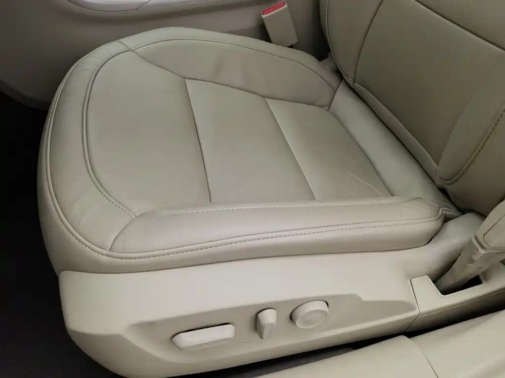 Chevrolet Malibu 2013 2013 2.0L Automatic Luxury Edition