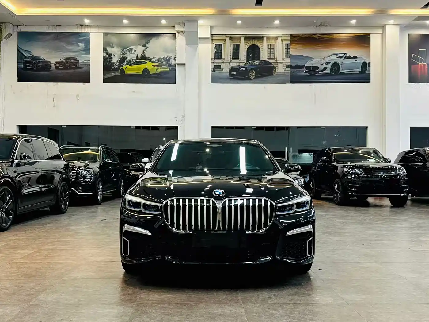 BMW 7 Series 2021 Model 740Li xDrive Executive M Sport Package фото 2