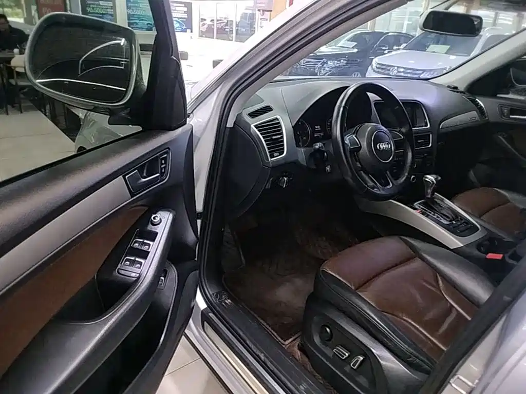 Audi Q5 2017 40 TFSI Progressive фото 15