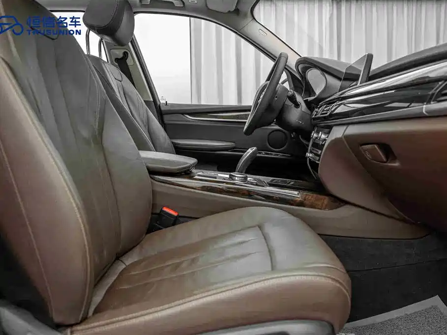 BMW X5 (Import) 2015 xDrive28i фото 15