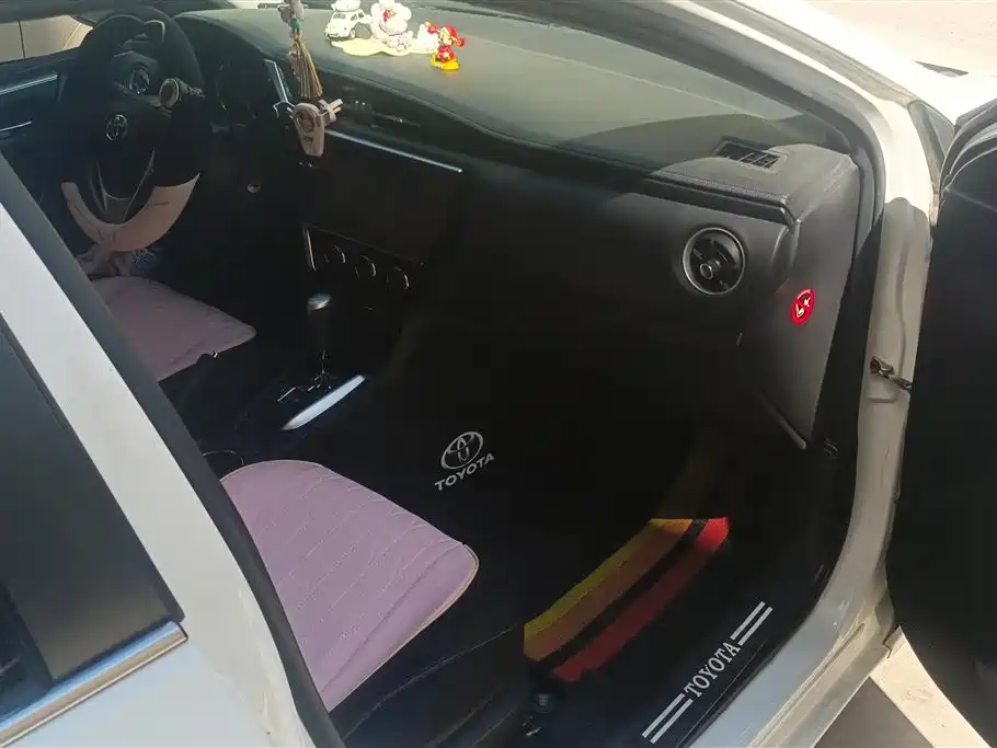 Toyota Corolla 2017 Facelift 1.2T S-CVT GL фото 8