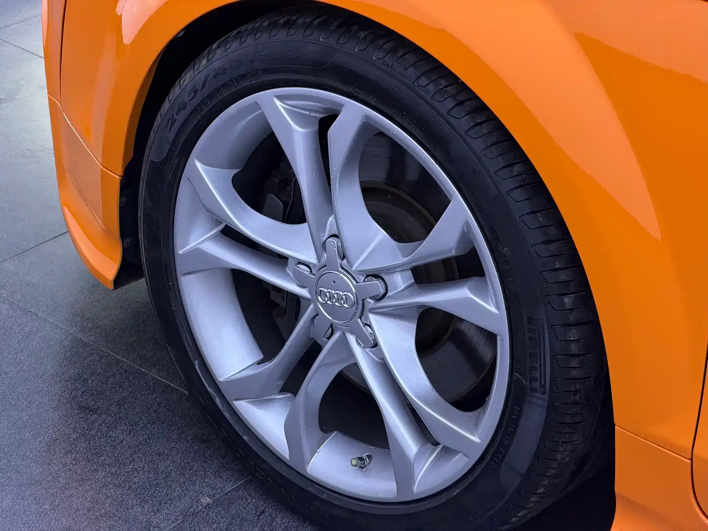 Audi TTS 2011 Model TTS Coupe 2.0TFSI quattro фото 6