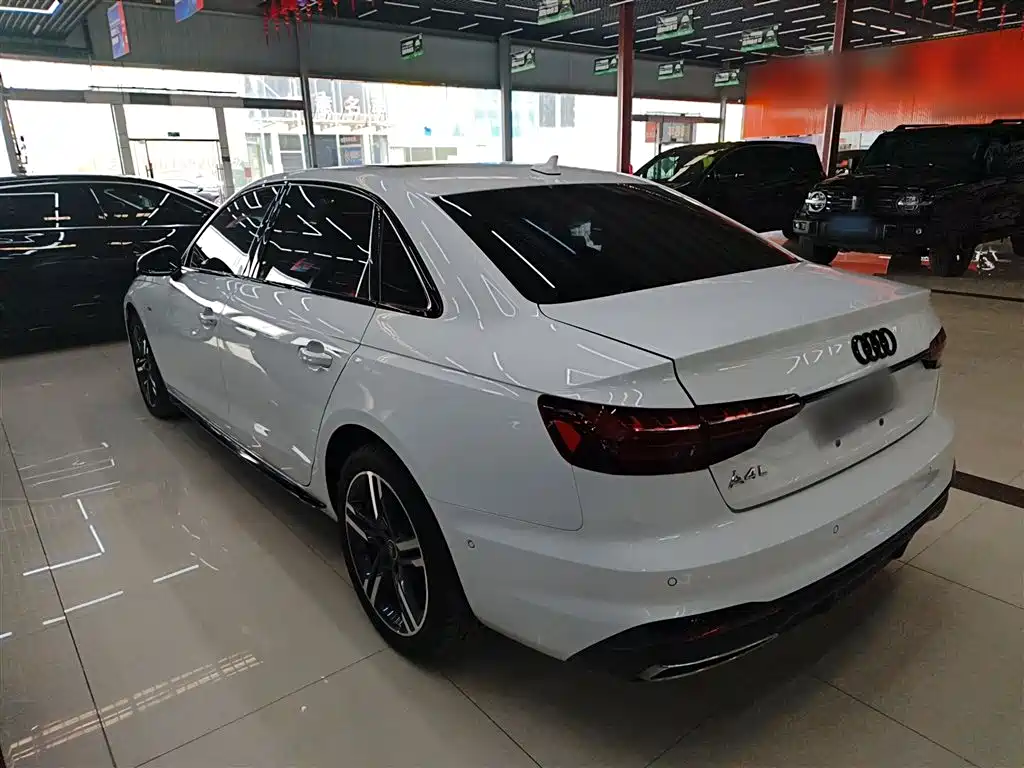 Audi A4L 2022 40 TFSI Luxury Dynamic фото 5