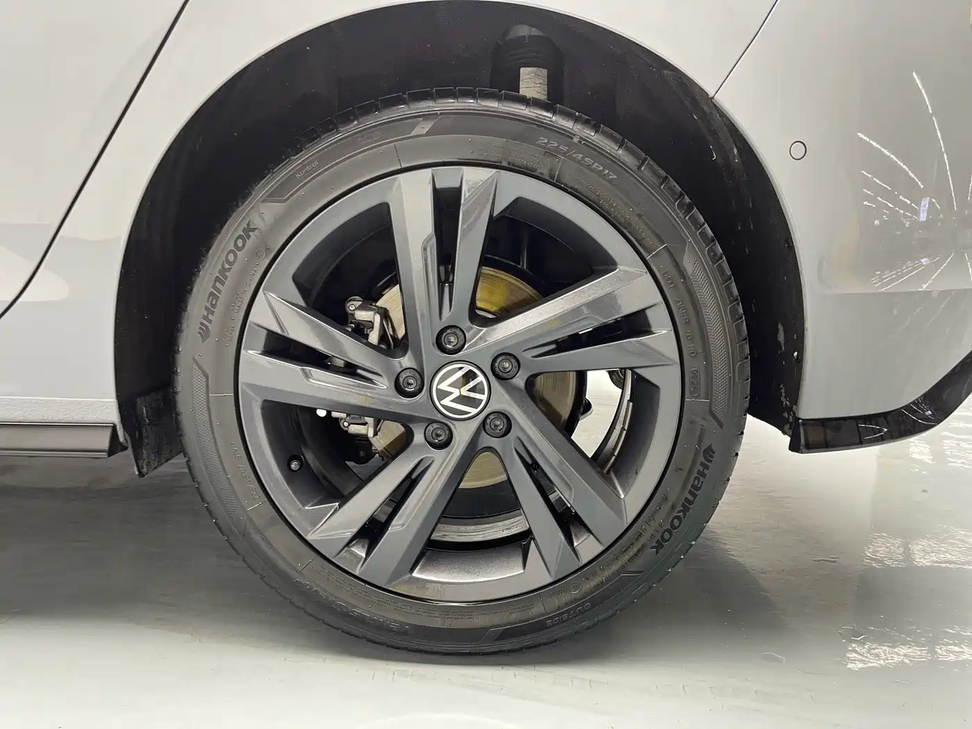 Volkswagen Golf 2023 Facelift 280TSI DSG R-Line Lite фото 13