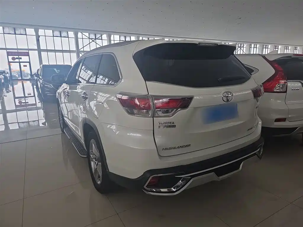 Toyota Highlander 2015 2.0T AWD Luxury Edition 7-seater фото 10