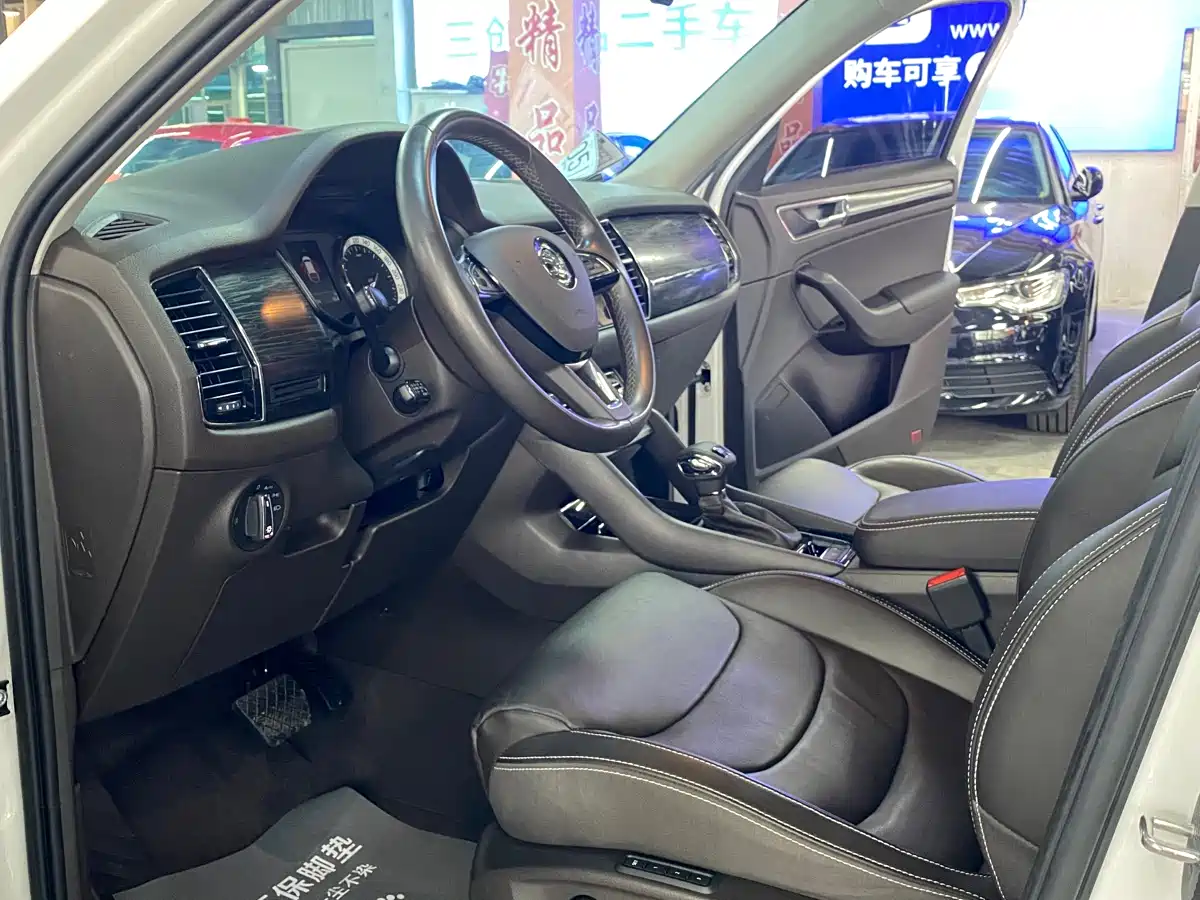 Škoda Kodiaq 2018 TSI380 7-seat AWD Flagship фото 9