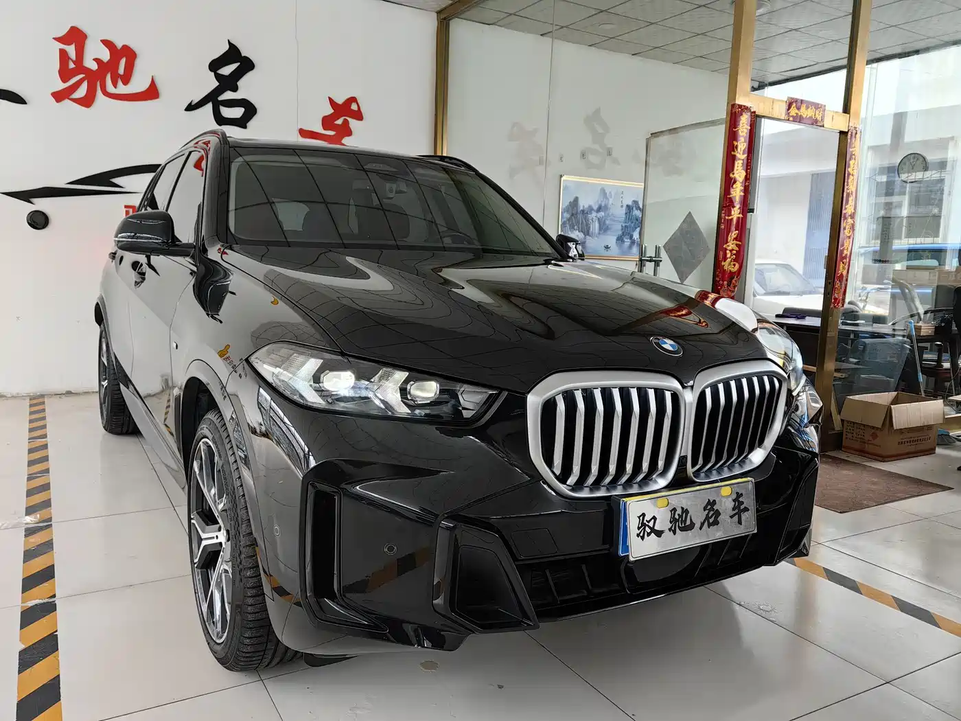 BMW X5 2023 xDrive 30Li Premium M Sport Black Night Package фото 3