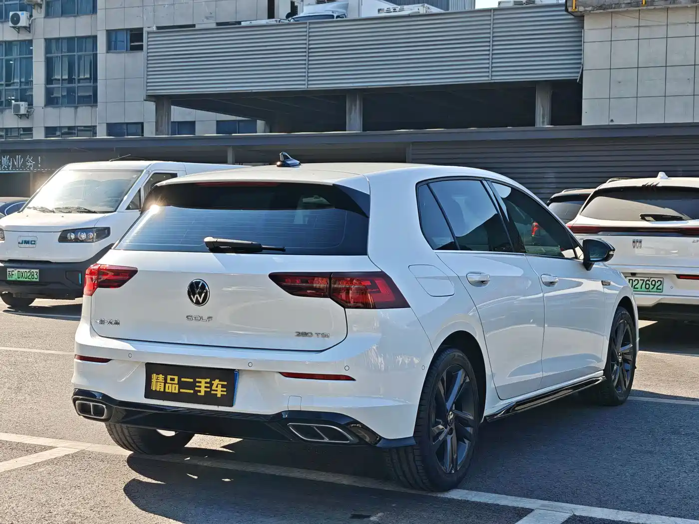 Volkswagen Golf 2023 280TSI DSG R-Line 20th Anniversary Edition фото 6