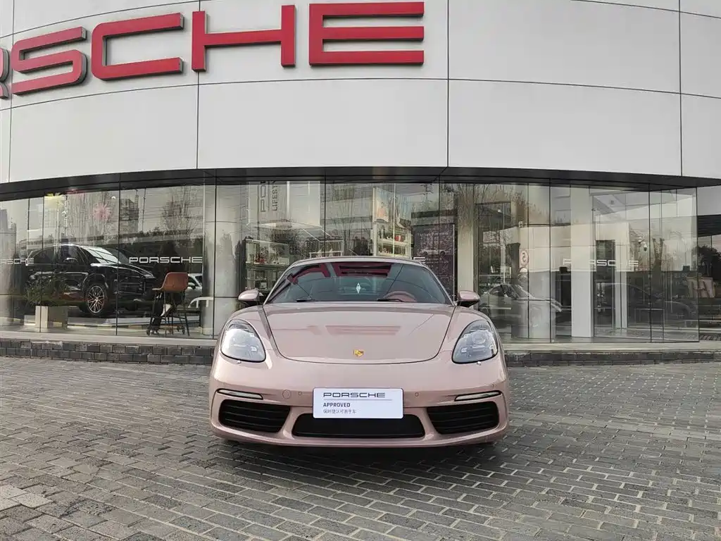 Porsche 718 2020 Cayman 2.0T фото 2