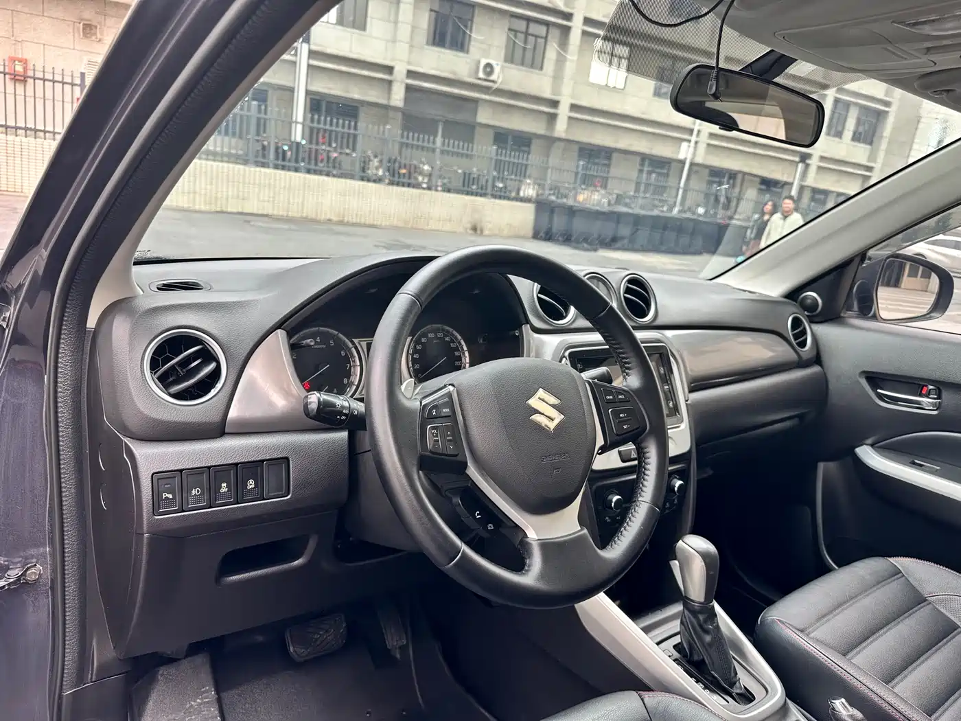 Suzuki Vitara 2016 2016 1.4T Auto 2WD Luxury Model