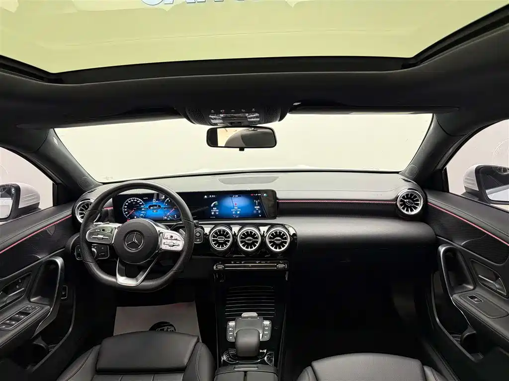 Mercedes-Benz A-Class 2022 A 200 L Sport Sedan Dynamic фото 6