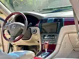 Photo 17 - Lexus ES