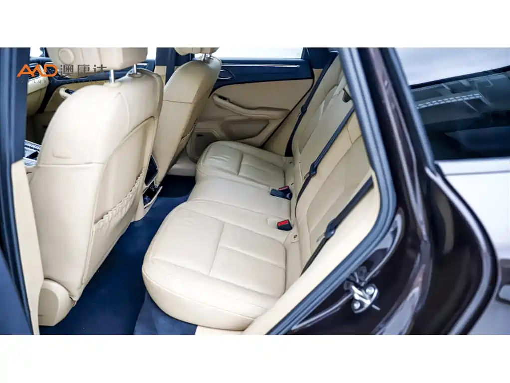 Porsche Macan 2017 Macan 2.0T фото 7
