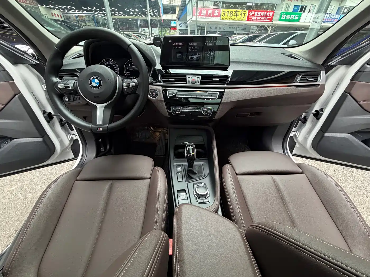 BMW X1 2022 sDrive25Li Leading фото 15