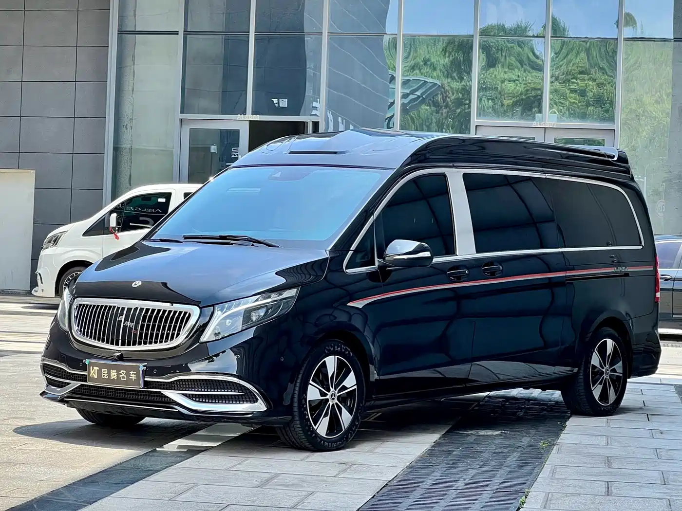 Mercedes-Benz V-Class