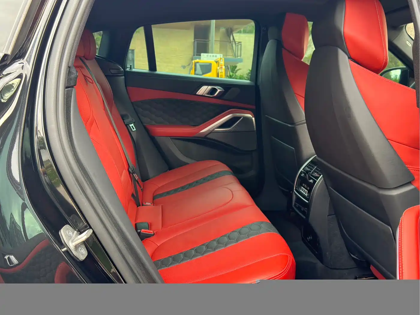 BMW X6 M 2022 2022 X6 M