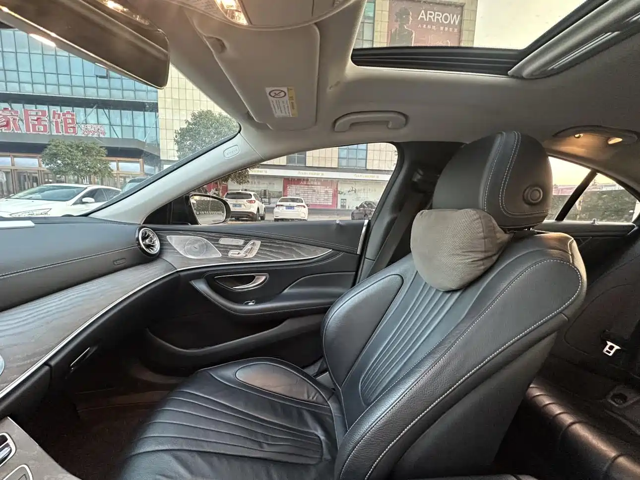MERCEDES-BENZ CLS