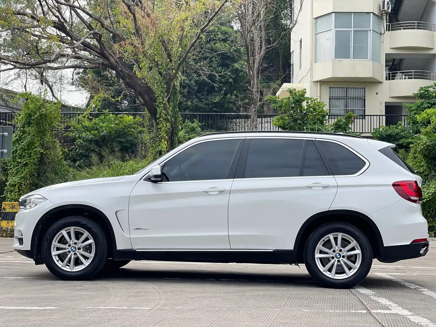 BMW X5 (Import) 2015 xDrive28i фото 29
