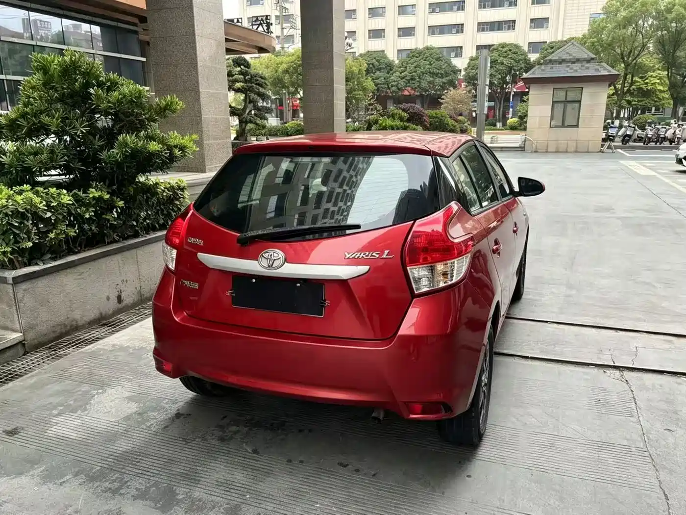 Toyota YARiS L Zhi Xuan 2014 1.5G Automatic Dynamic Edition фото 8