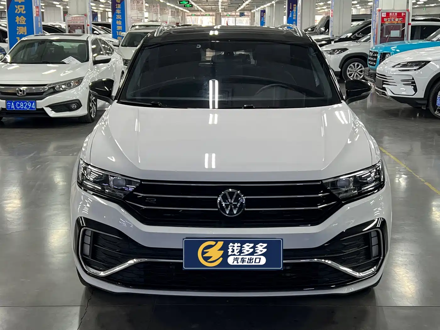 VOLKSWAGEN T ROC EXPLORING SONGS