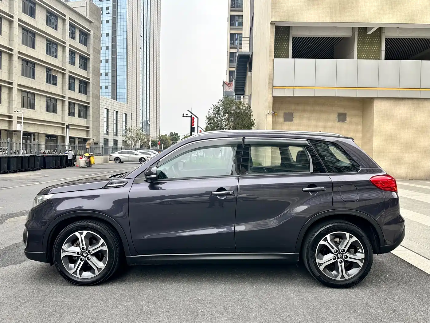 Suzuki Vitara 2016 2016 1.4T Auto 2WD Luxury Model