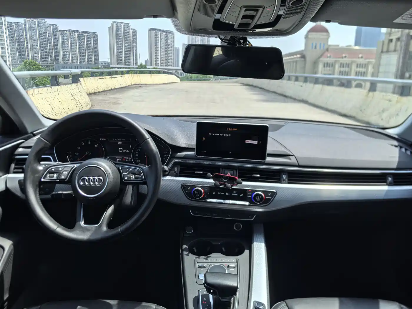Audi A4L 2018 30th Anniversary 40 TFSI Fashion фото 39