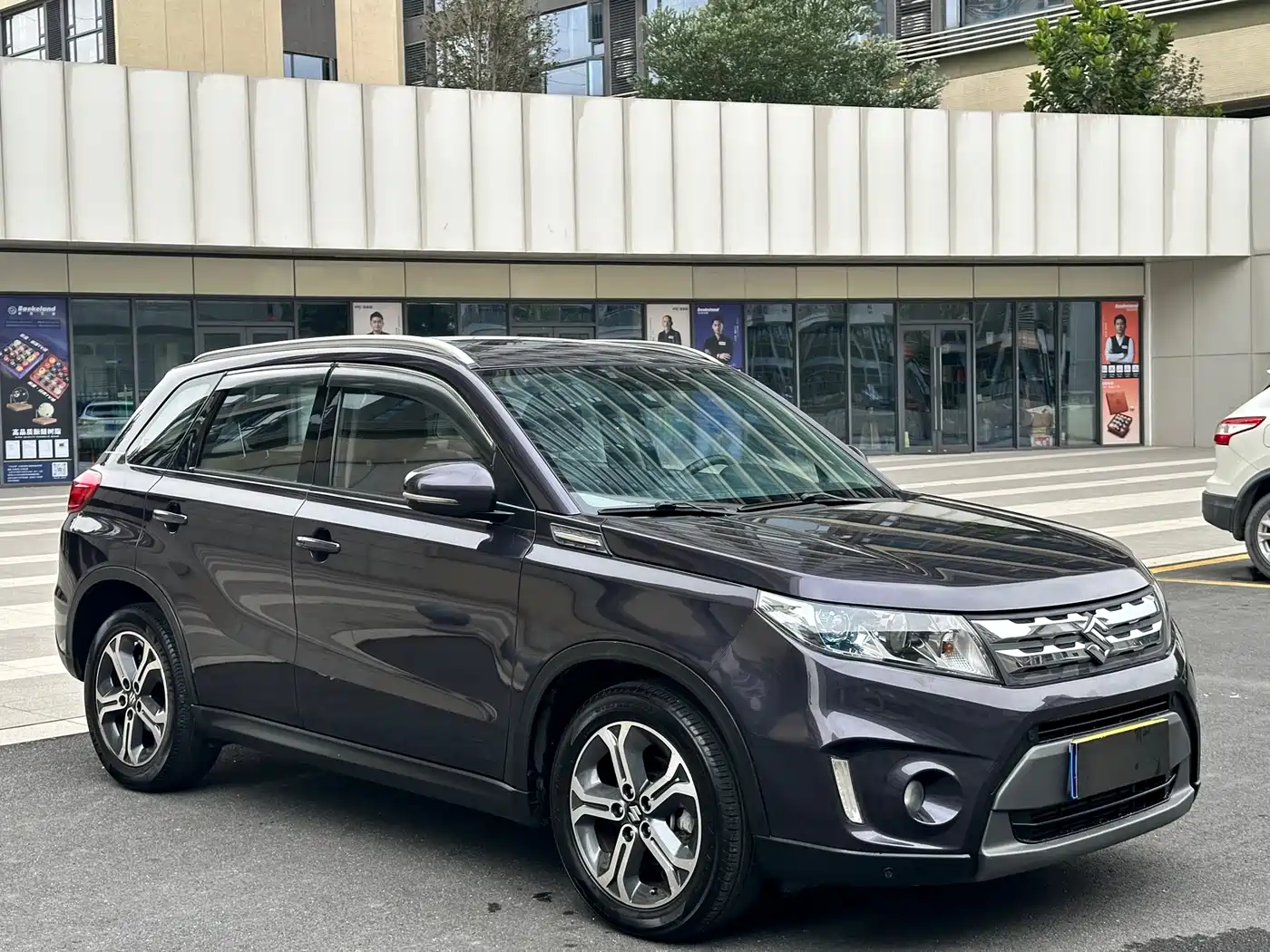 Suzuki Vitara 2016 2016 1.4T Auto 2WD Luxury Model