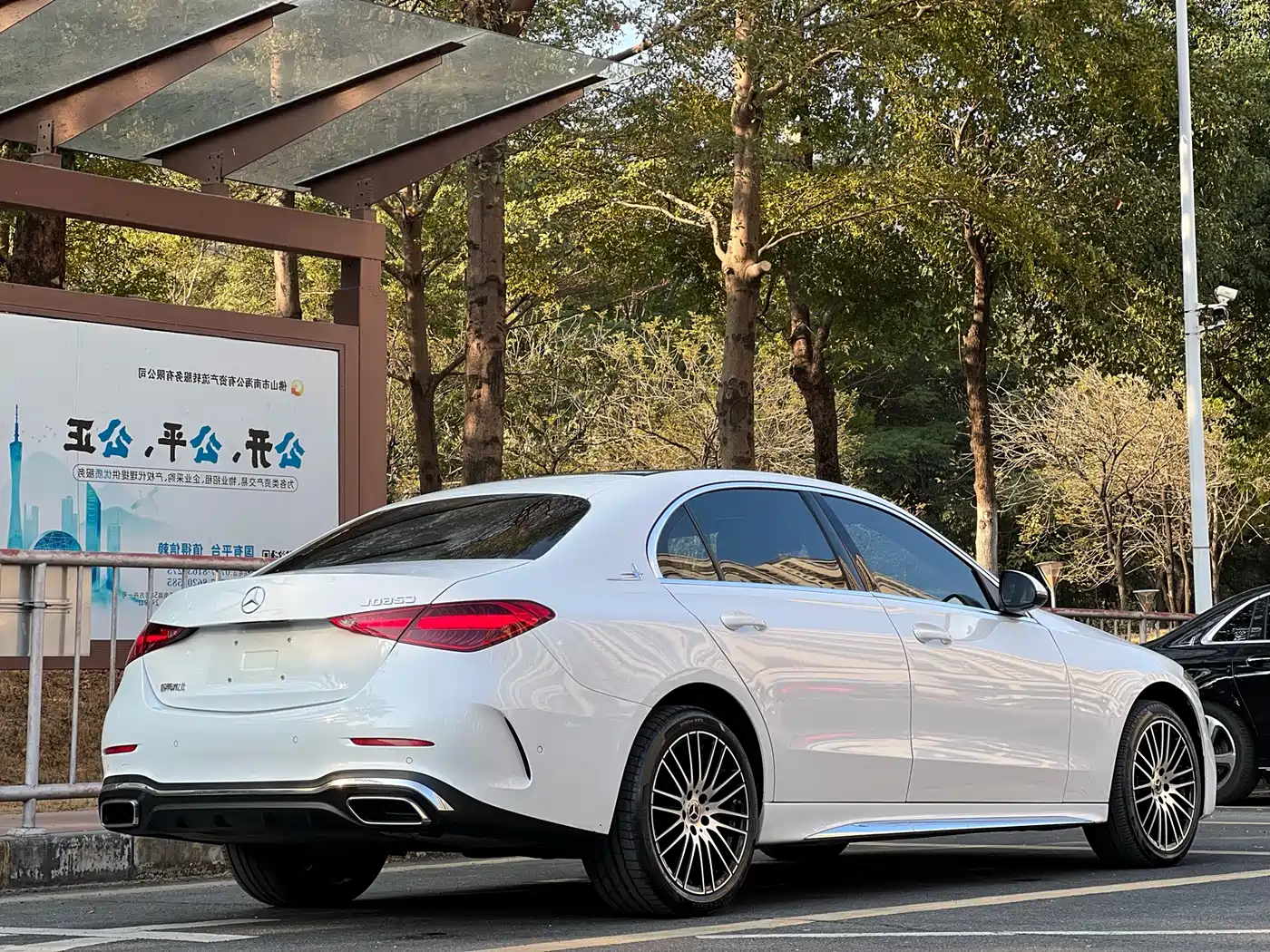 MERCEDES-BENZ C CLASS