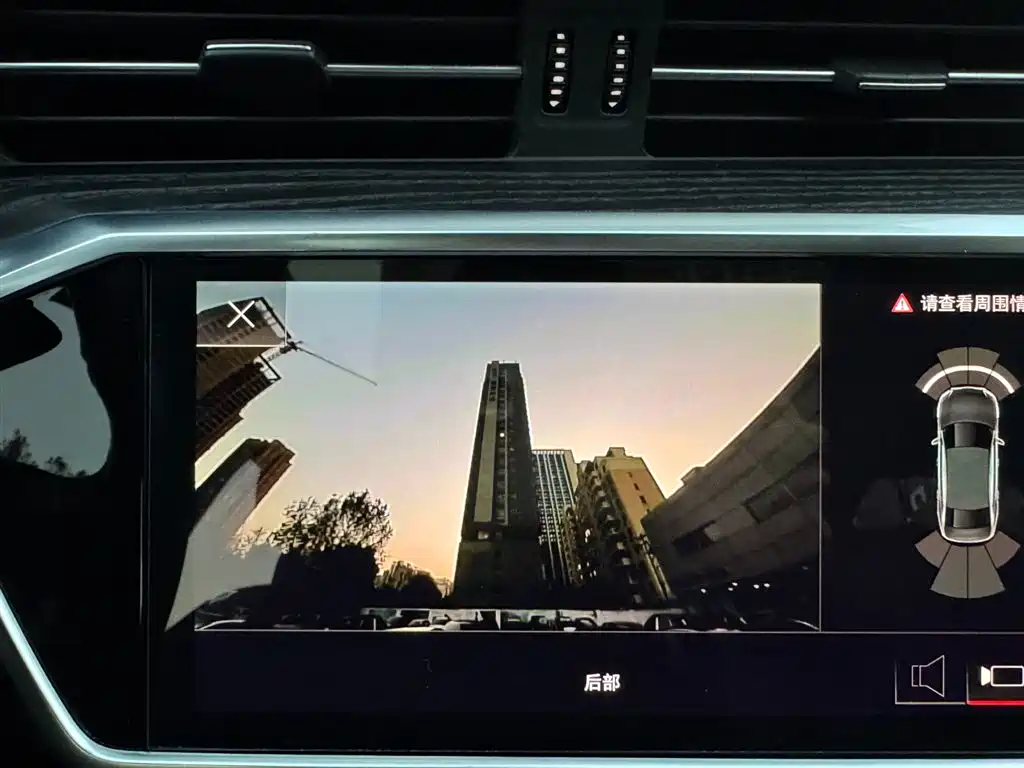 Audi A6L 2023 40 TFSI Luxury Elegance фото 14