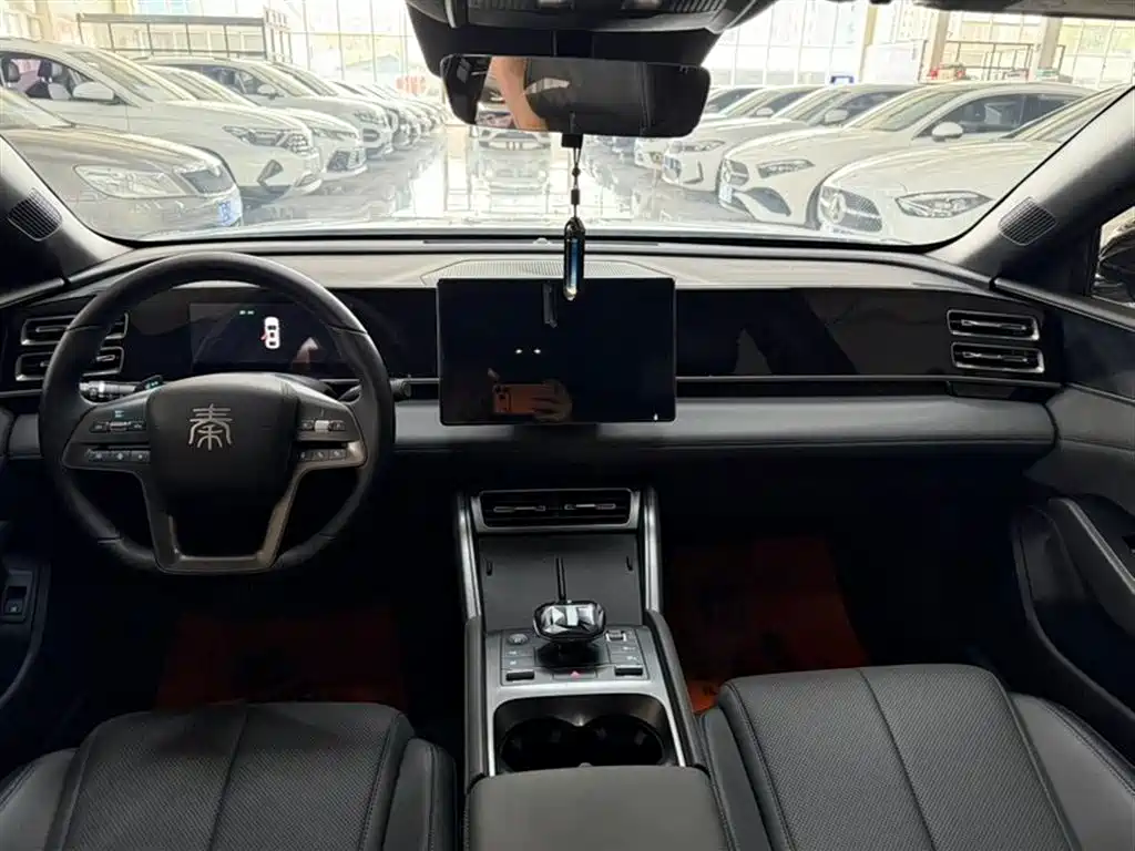 BYD Qin L 2025 DM-i Smart Drive Edition 80KM Leading фото 5