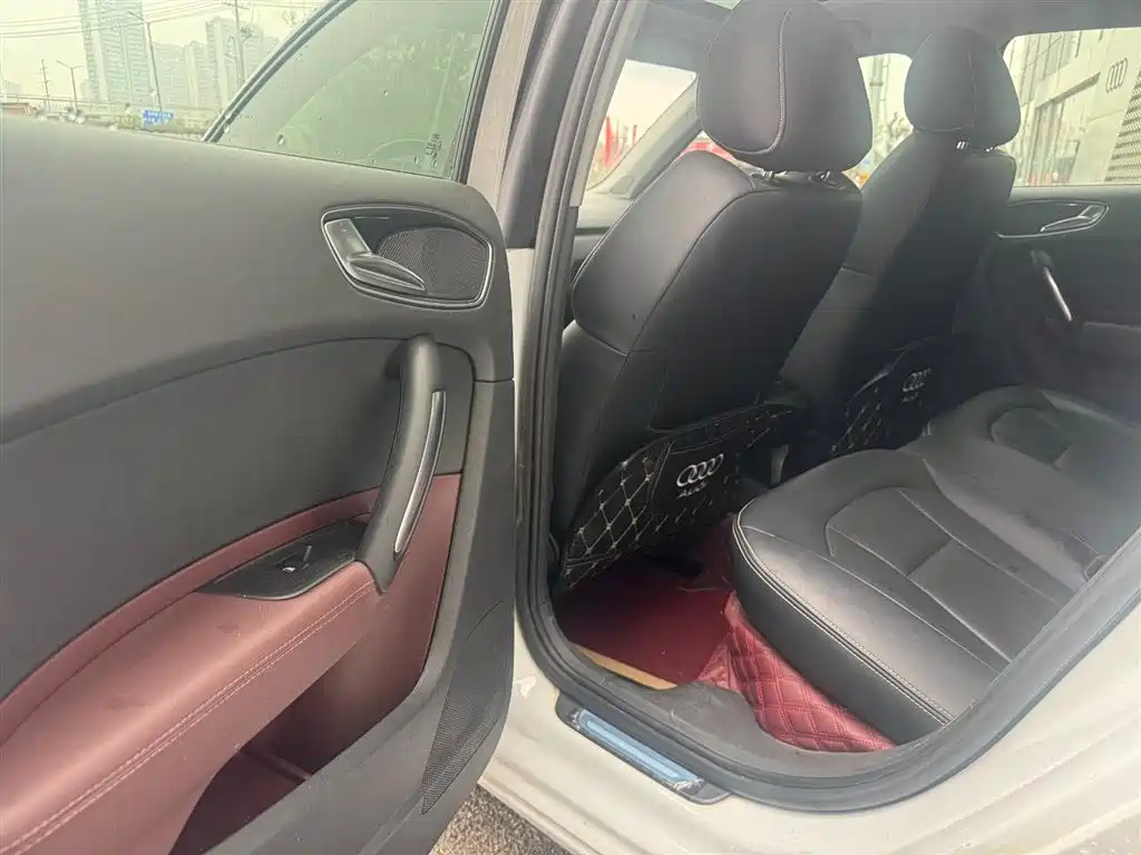 Audi A1 2013 Model 30 TFSI Sportback Ego фото 8