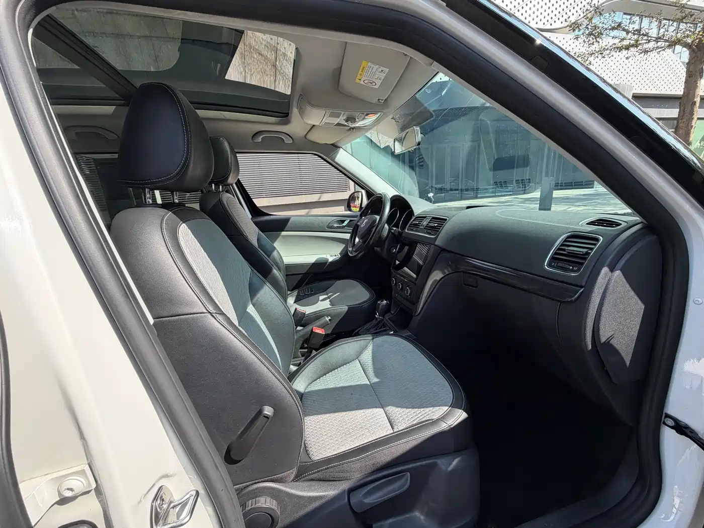 Škoda Yeti 2017 TSI280 DSG Advance фото 13