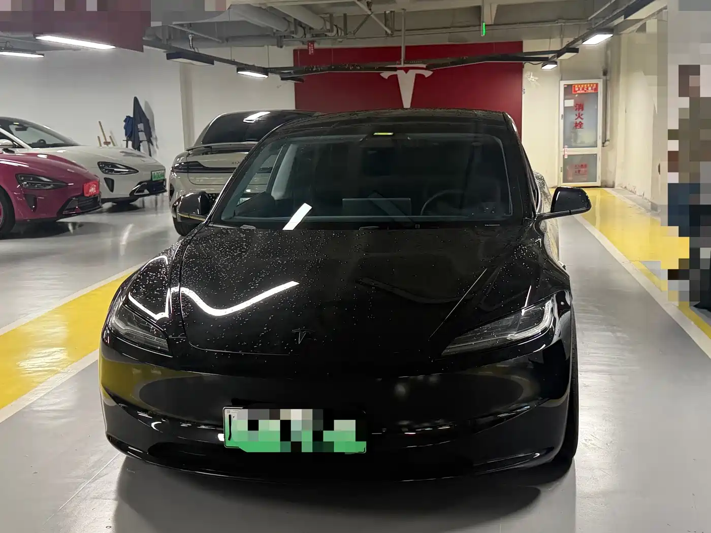 Фото 3 - Tesla Model 3
