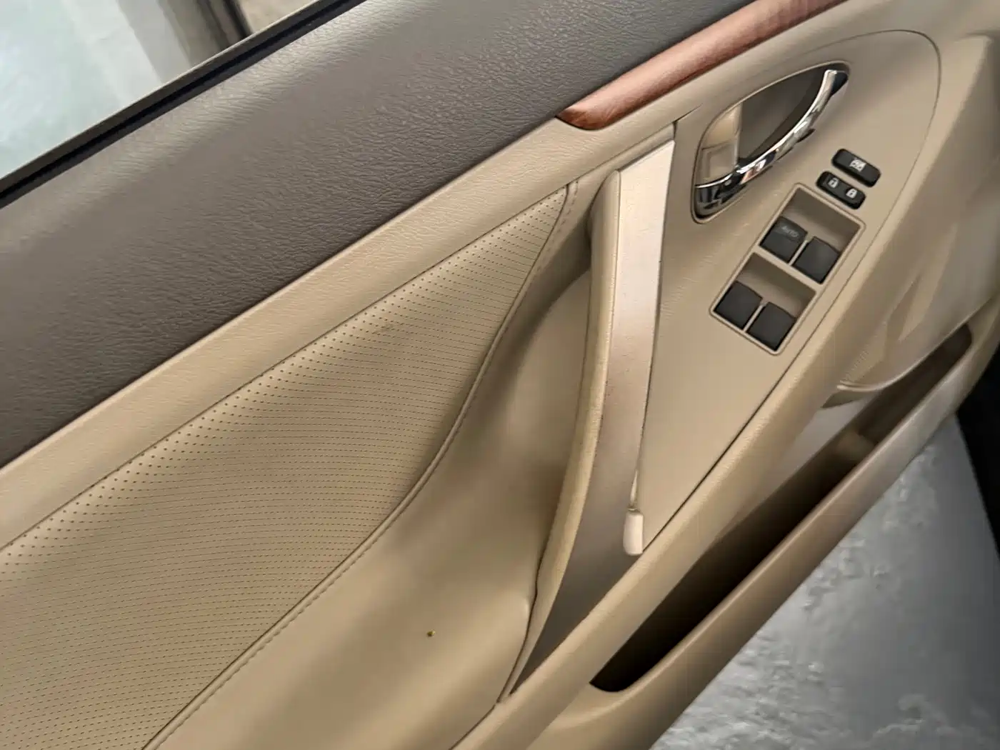 Toyota Camry 2010 240G Luxury Edition фото 4
