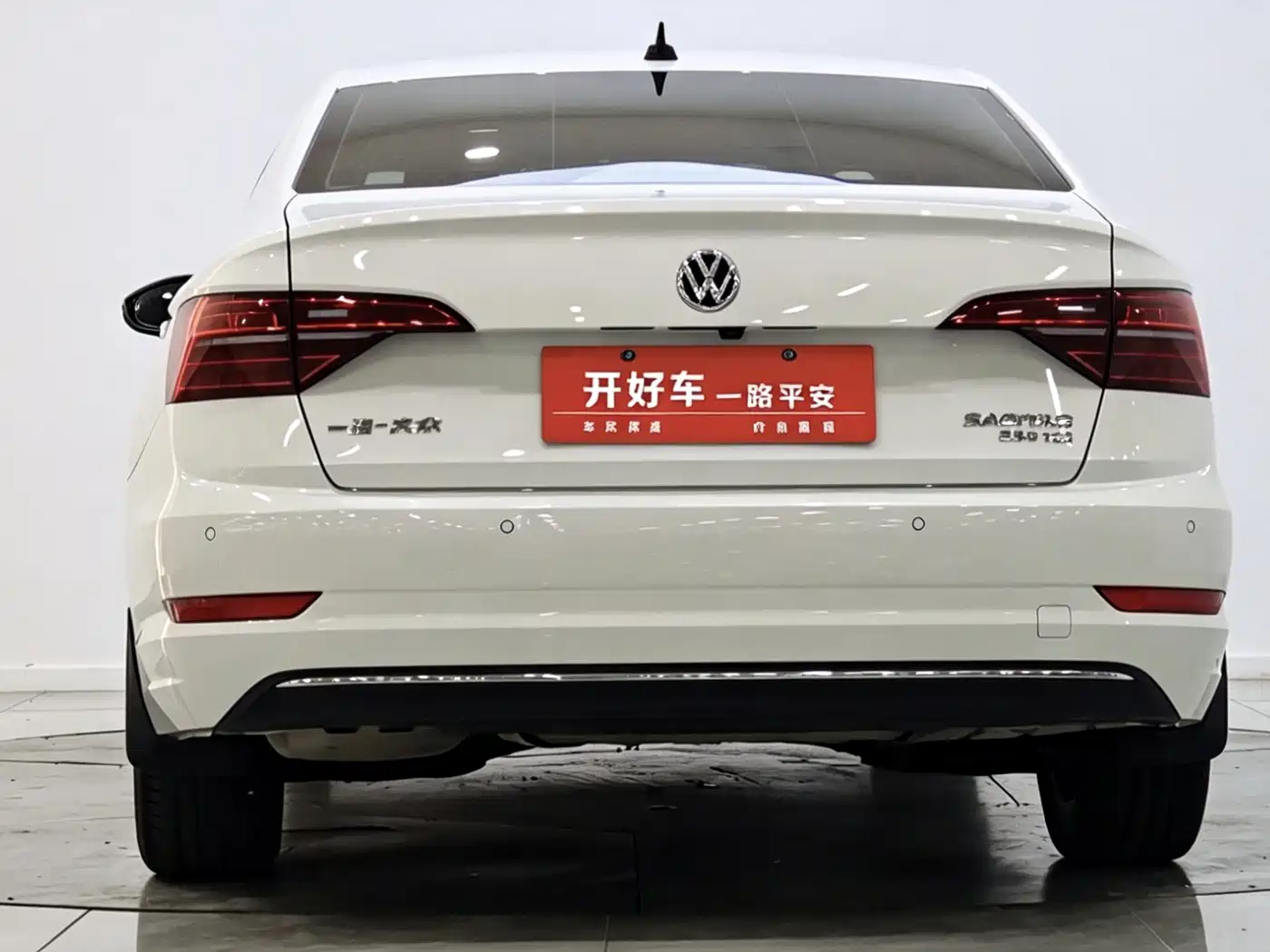 Volkswagen Sagitar 2021 280TSI DSG Surpassing Edition фото 18