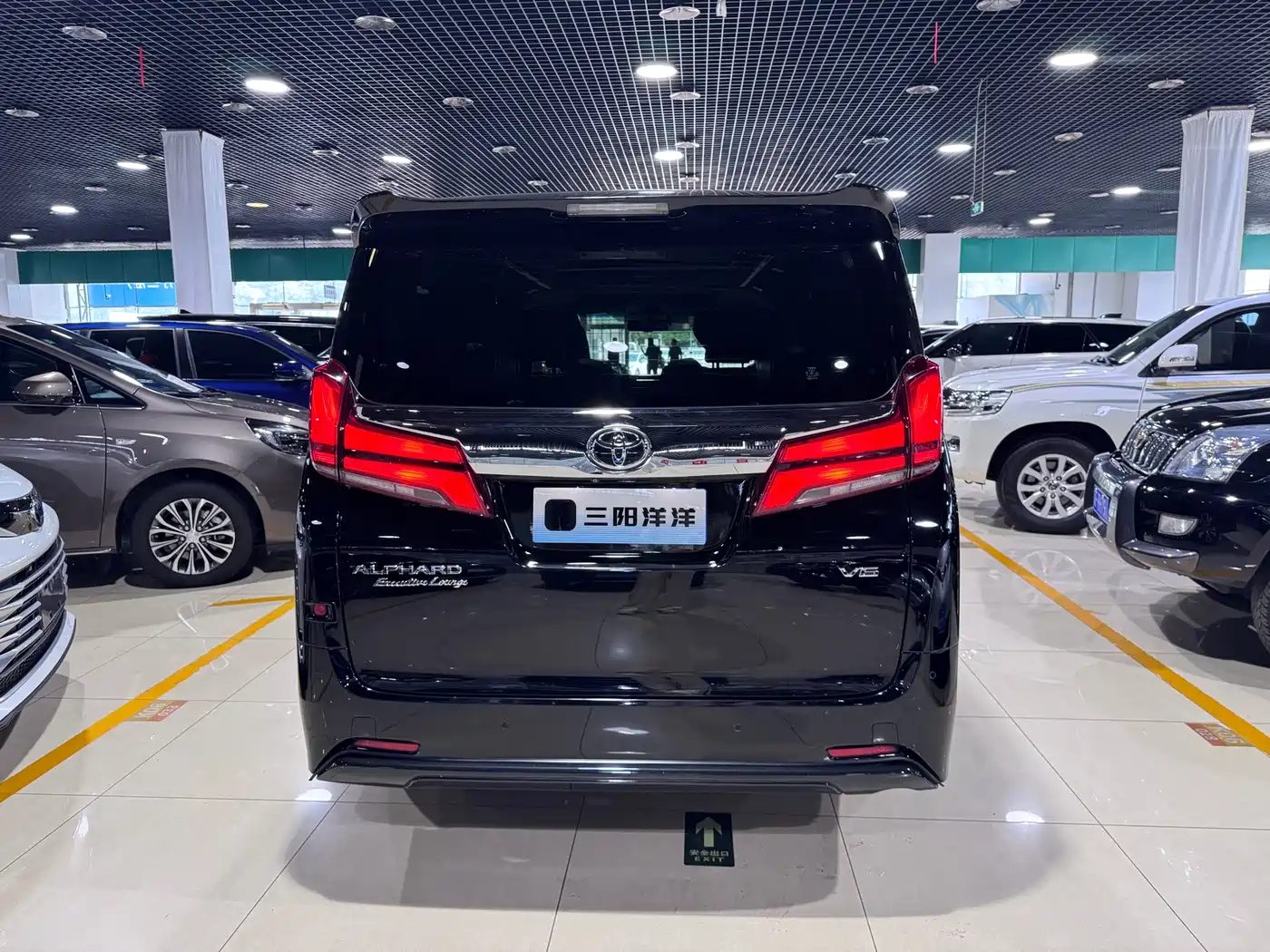 Toyota Alphard 2018 Facelift 3.5L Premium Edition фото 9