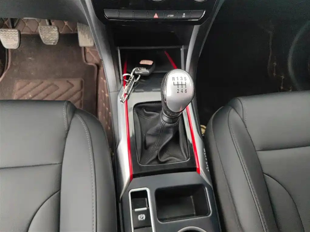 Haval H2 2018 Creation Edition Blue Label 1.5T Manual 2WD Style фото 14