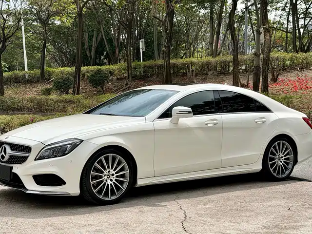 MERCEDES-BENZ CLS