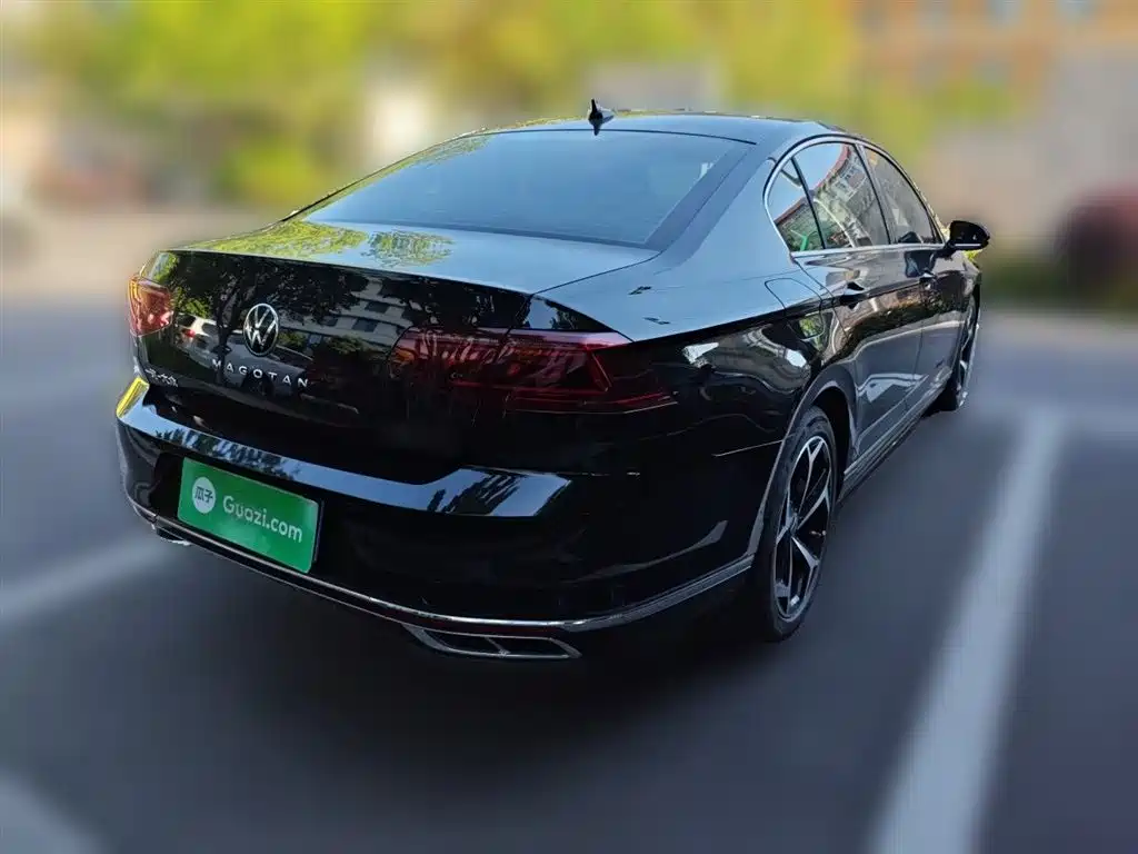 Volkswagen Magotan 2023 Model 2 Million Commemorative Edition 330TSI DSG Luxury фото 16