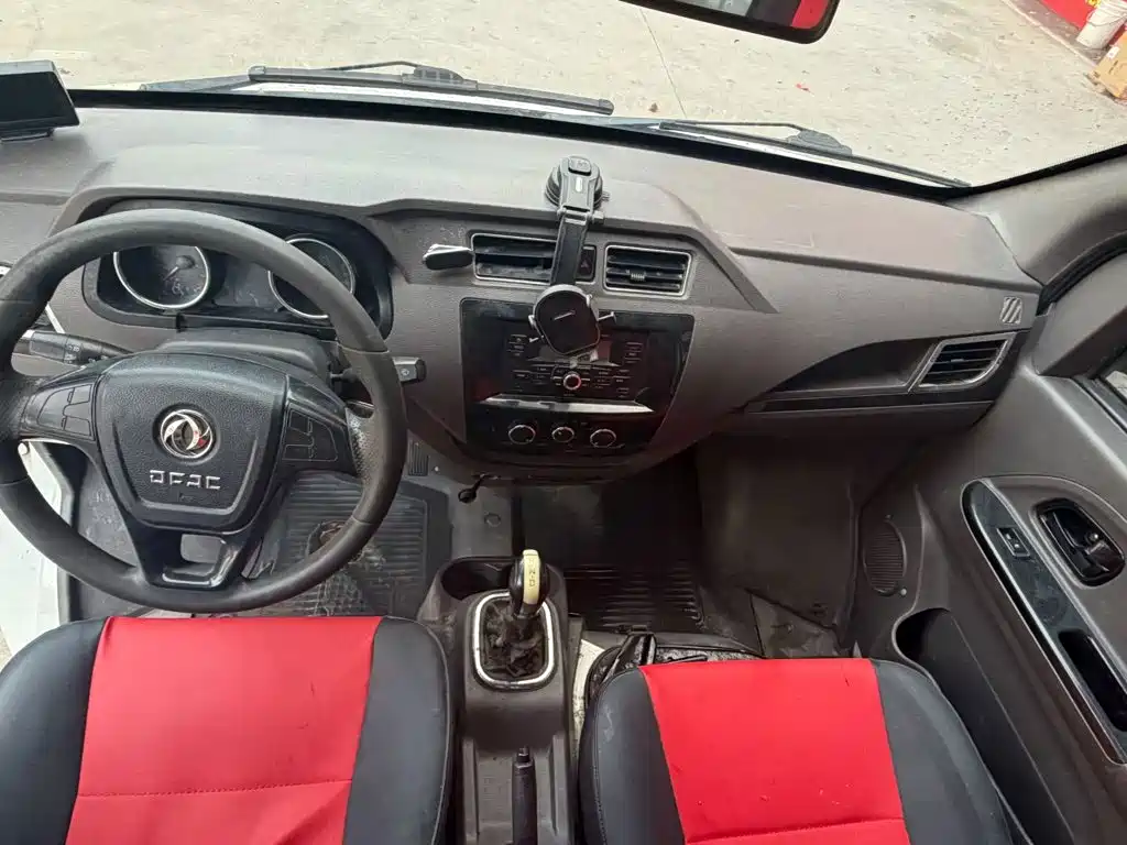 Dongfeng Yufeng Yufeng EM26 2022 2023 Standard Edition 41.472kWh Henan Lithium