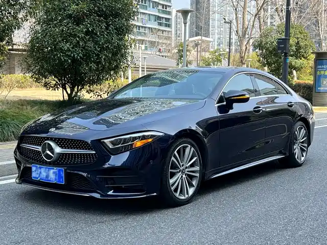 MERCEDES-BENZ CLS