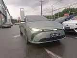 Фото 2 - Geely Geometry G6