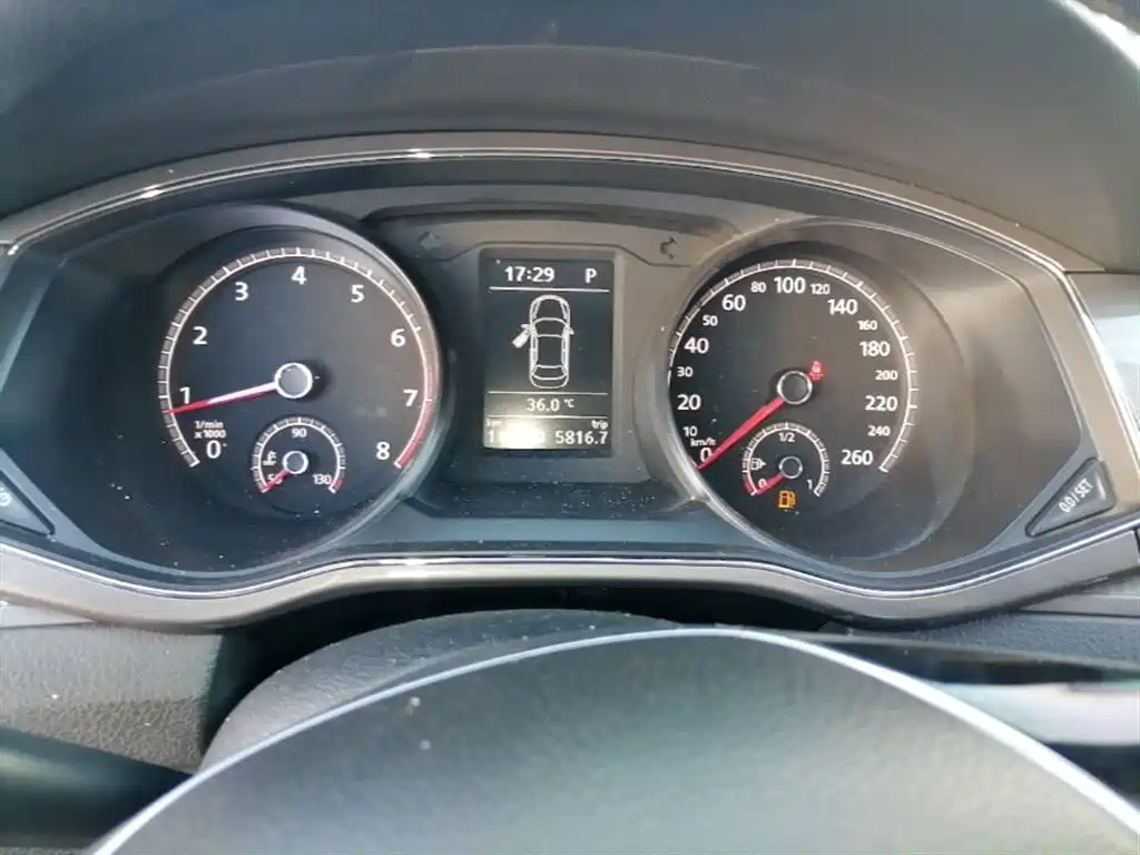 Volkswagen Passat 2017 330TSI DSG Prestige фото 18