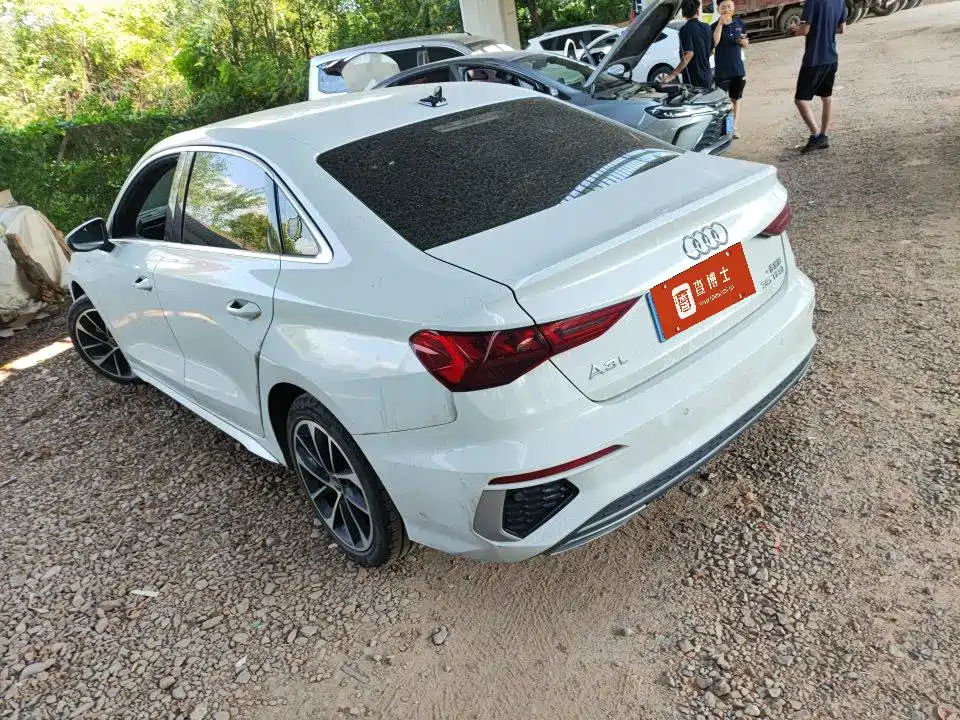 Photo 3 - Audi A3