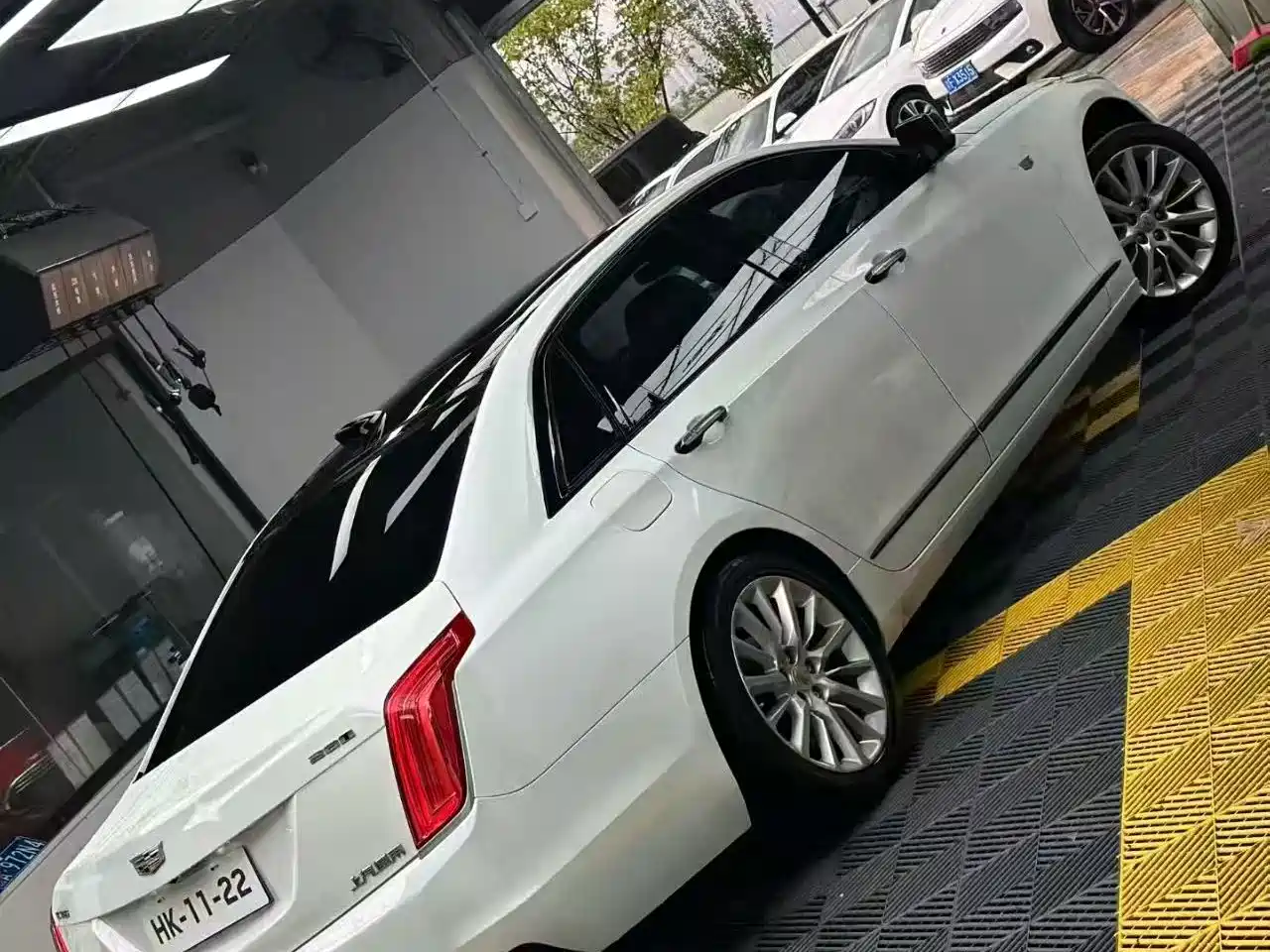 Фото 7 - Cadillac CT6