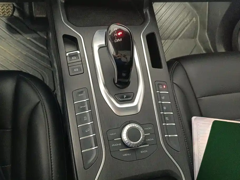 WEY VV5 2021 2021 1.5T 2WD Style Pioneer