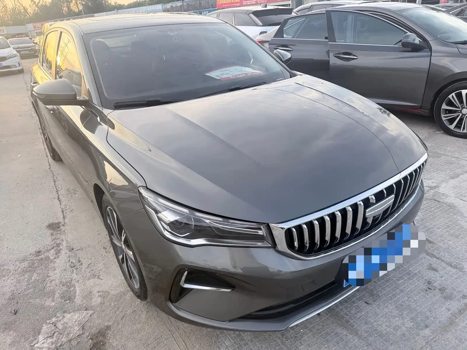Фото 3 - Geely Emgrand