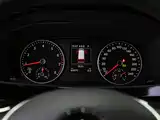 Photo 16 - Volkswagen Multivan