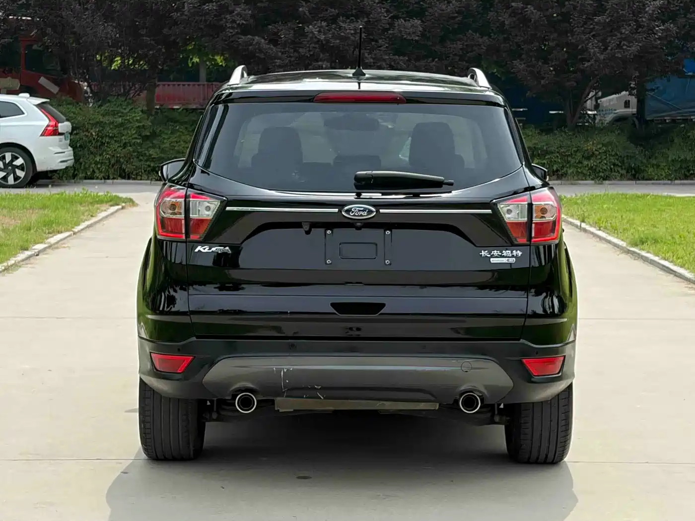 Ford Kuga 2020 2019 EcoBoost 180 2WD Platinum Wing Edition China VI