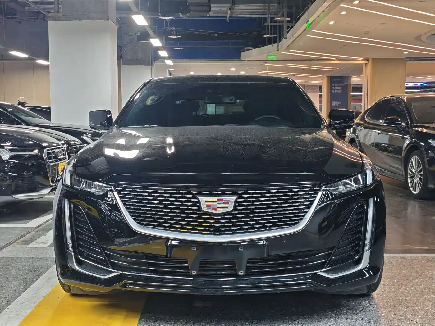 CADILLAC CT5